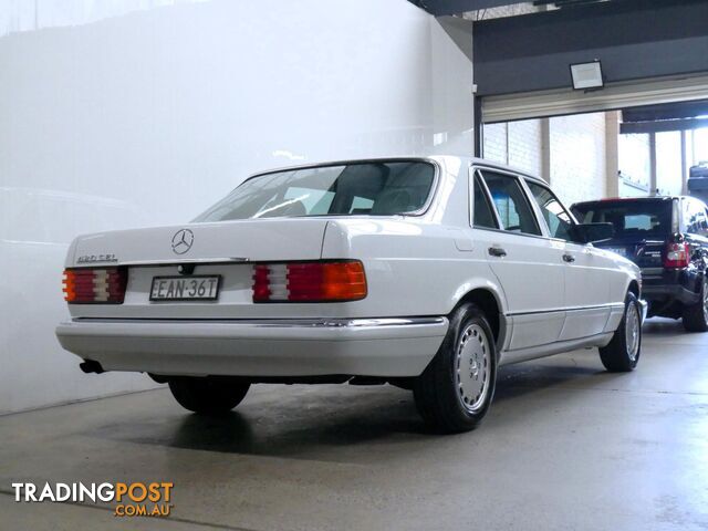 1989 MERCEDES-BENZ 420 SEL  4D SEDAN