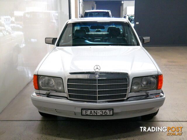 1989 MERCEDES-BENZ 420 SEL  4D SEDAN