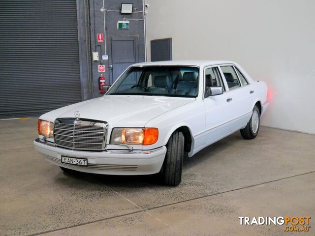 1989 MERCEDES-BENZ 420 SEL  4D SEDAN