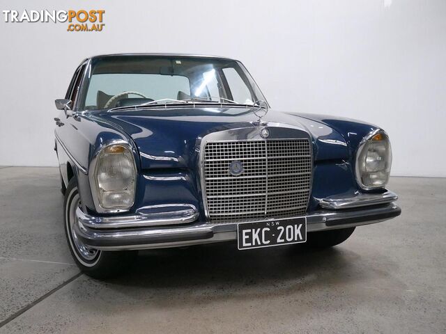 1970 MERCEDES-BENZ 280 SE  4D SEDAN