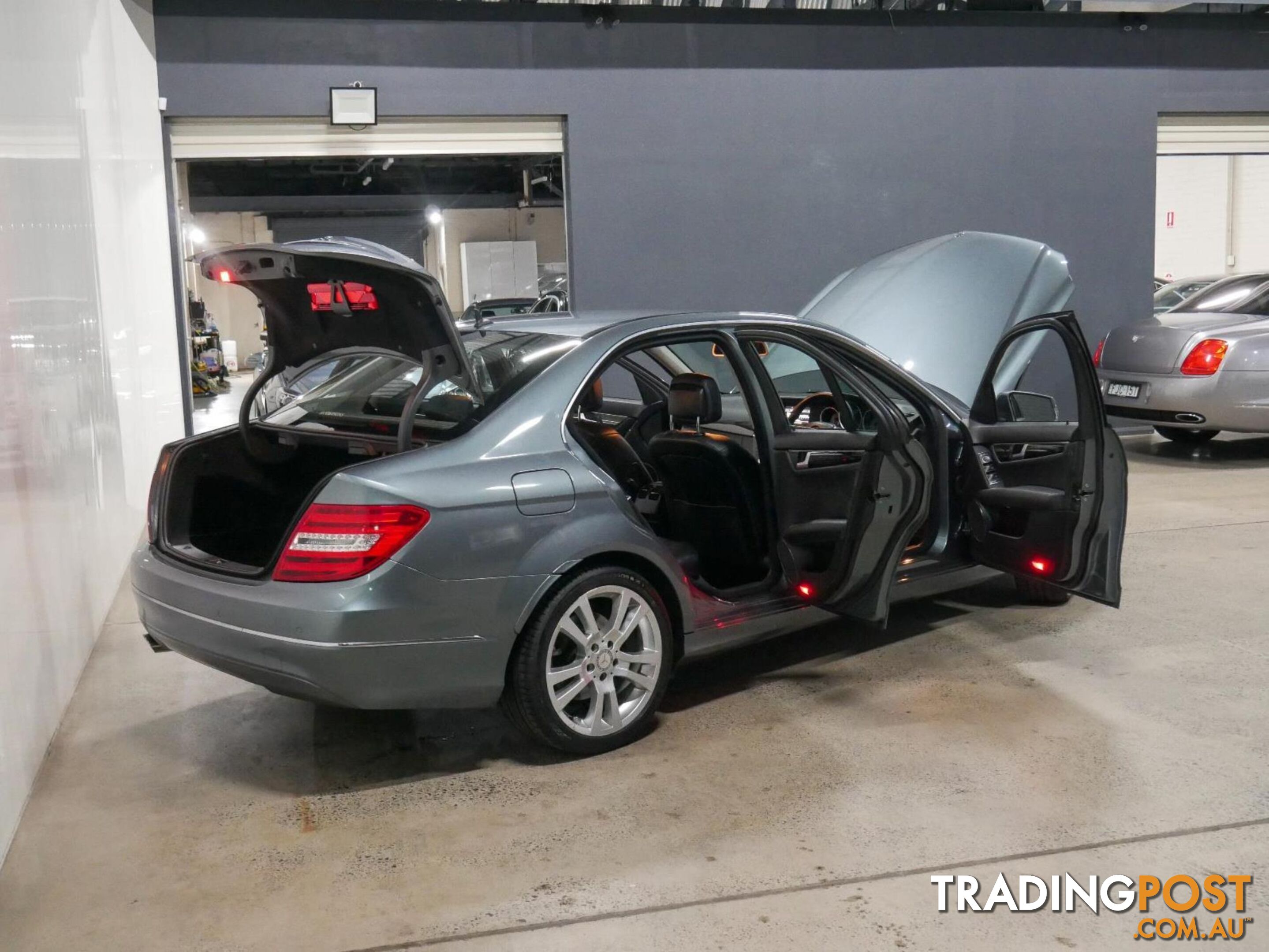 2012 MERCEDES-BENZ C250 AVANTGARDEBE W204MY12 4D SEDAN