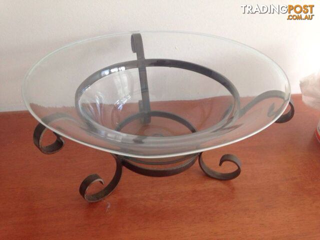 Large Display fruit bowl with stand