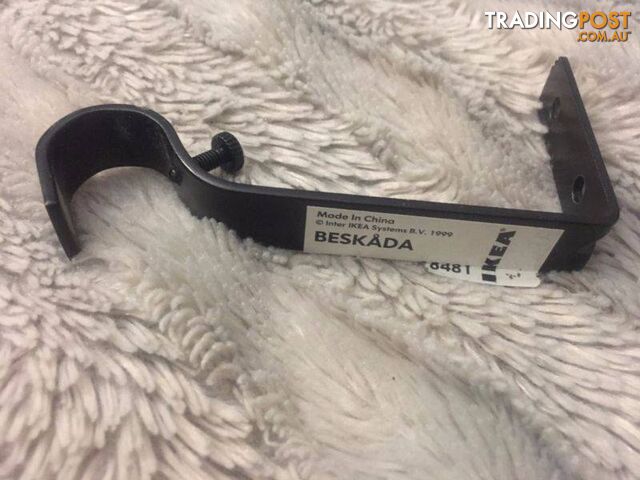 Black ikea Beskada curtain rod & brackets - photo 2 of 2