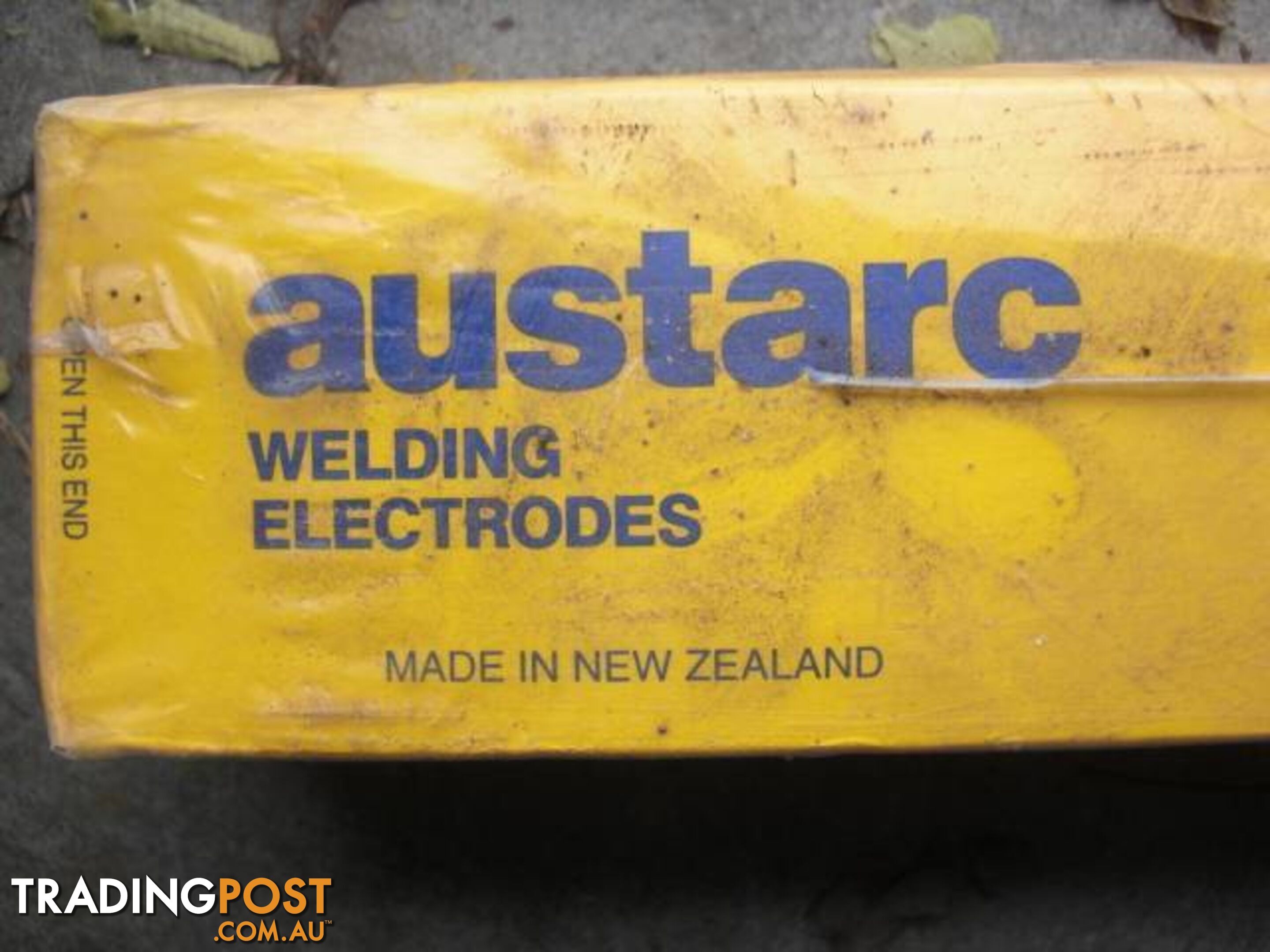 NEW ZEALAND MADE HIGH QUALITY WELDING ELECTRODES 5KG BOX SIZE 3.2