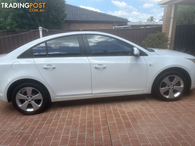 2013 Holden Cruze JH SERIES II MY14 EQUIPE Sedan Manual