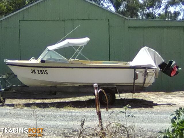 4.2 metre Savage Runabout