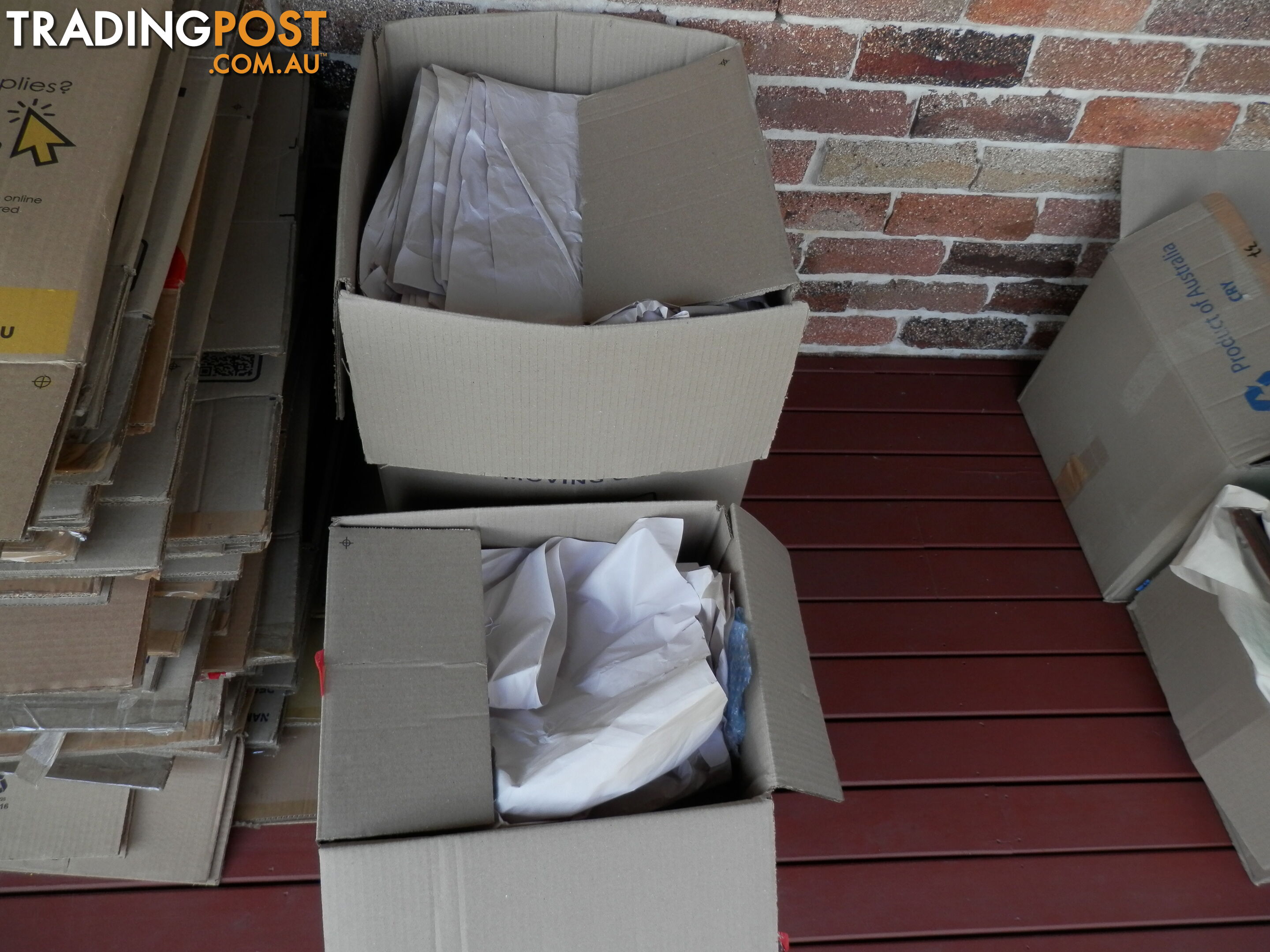 REMOVALIST PACKING BOXES AND WRAPPING PAPER