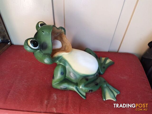 Jolly green frog - photo 2 of 4