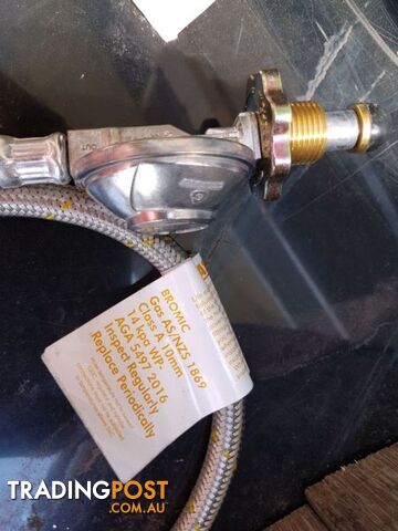 mettle weave gas hose with regulator - photo 4 of 4