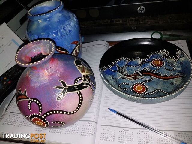 hand painted clay pots and plate - photo 3 of 7