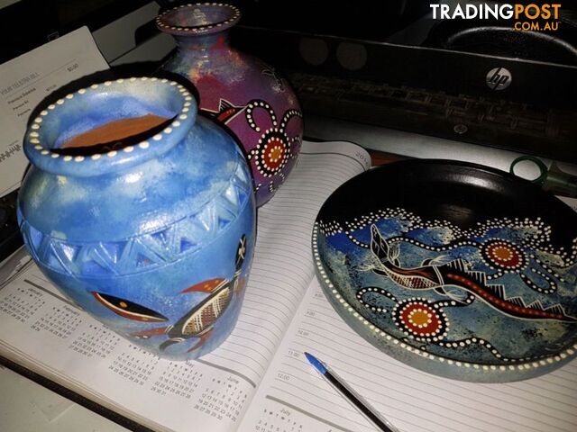 hand painted clay pots and plate - photo 2 of 7