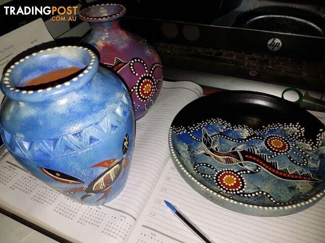 hand painted clay pots and plate - photo 4 of 7