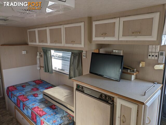 2003 21FT 6 REGENT CRUISER SERIES 2 SINGLE BED ENSUITE CARAVAN