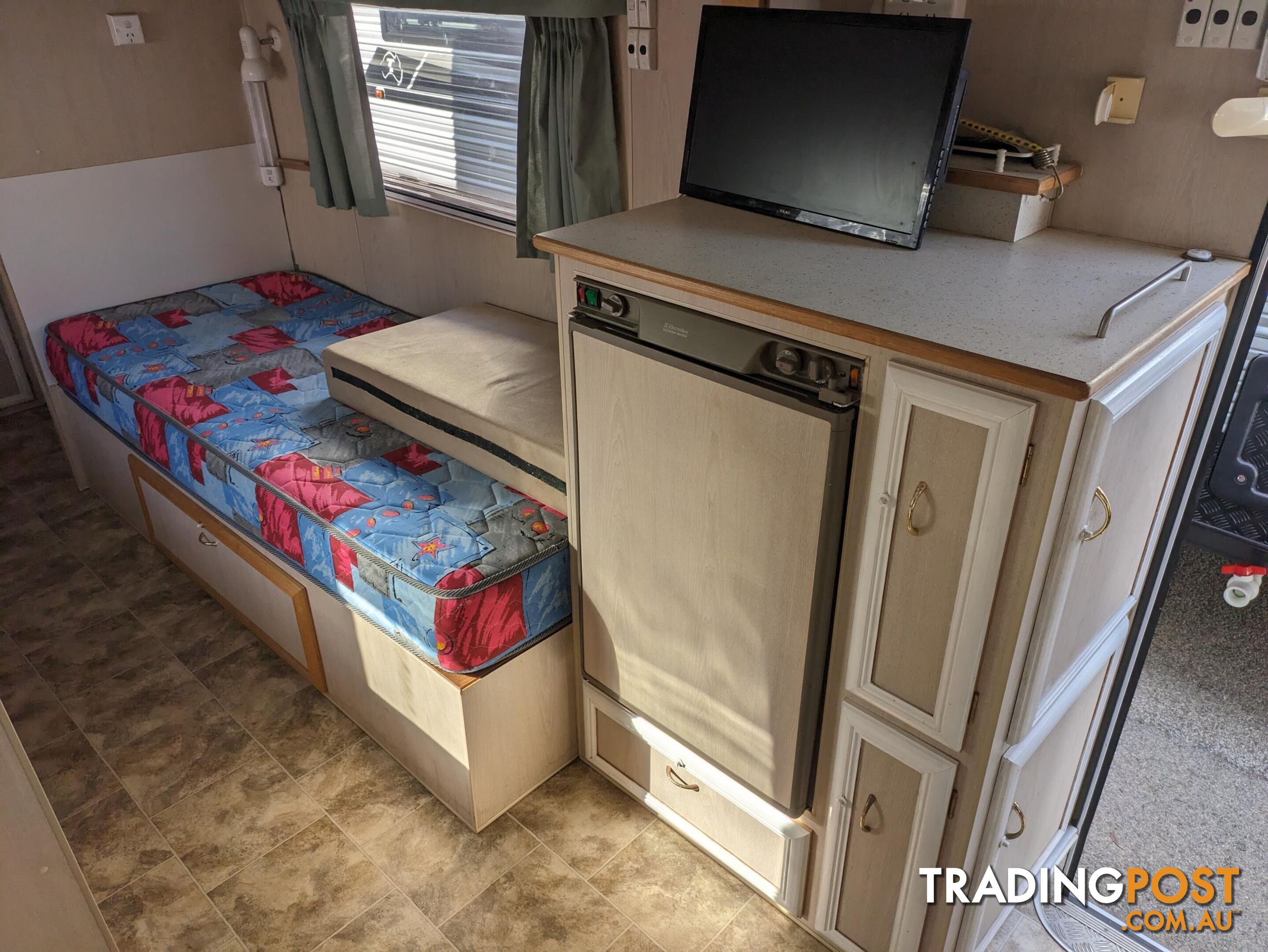 2003 21FT 6 REGENT CRUISER SERIES 2 SINGLE BED ENSUITE CARAVAN