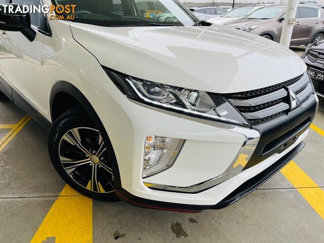 2018 MITSUBISHI ECLIPSE CROSS LS YA WAGON - photo 2 of 20