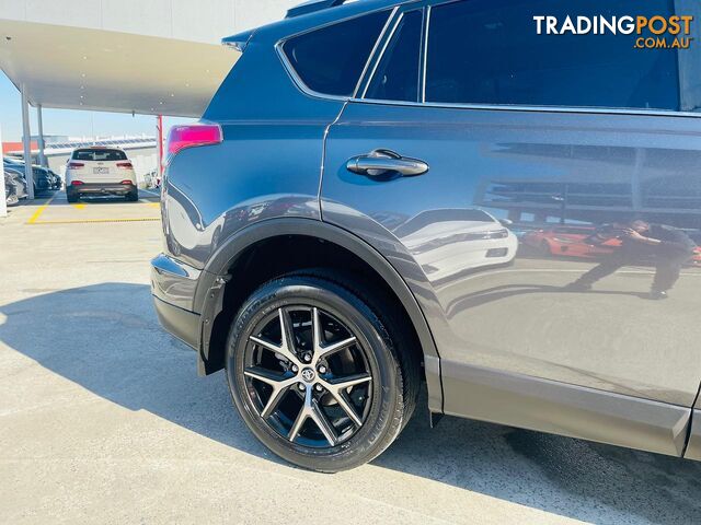 2018 TOYOTA RAV4 GXL ZSA42R WAGON - photo 5 of 15