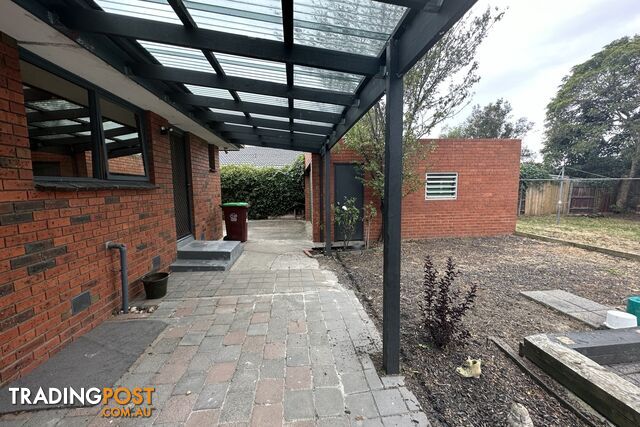 9 Somerville Road HAMPTON PARK VIC 3976