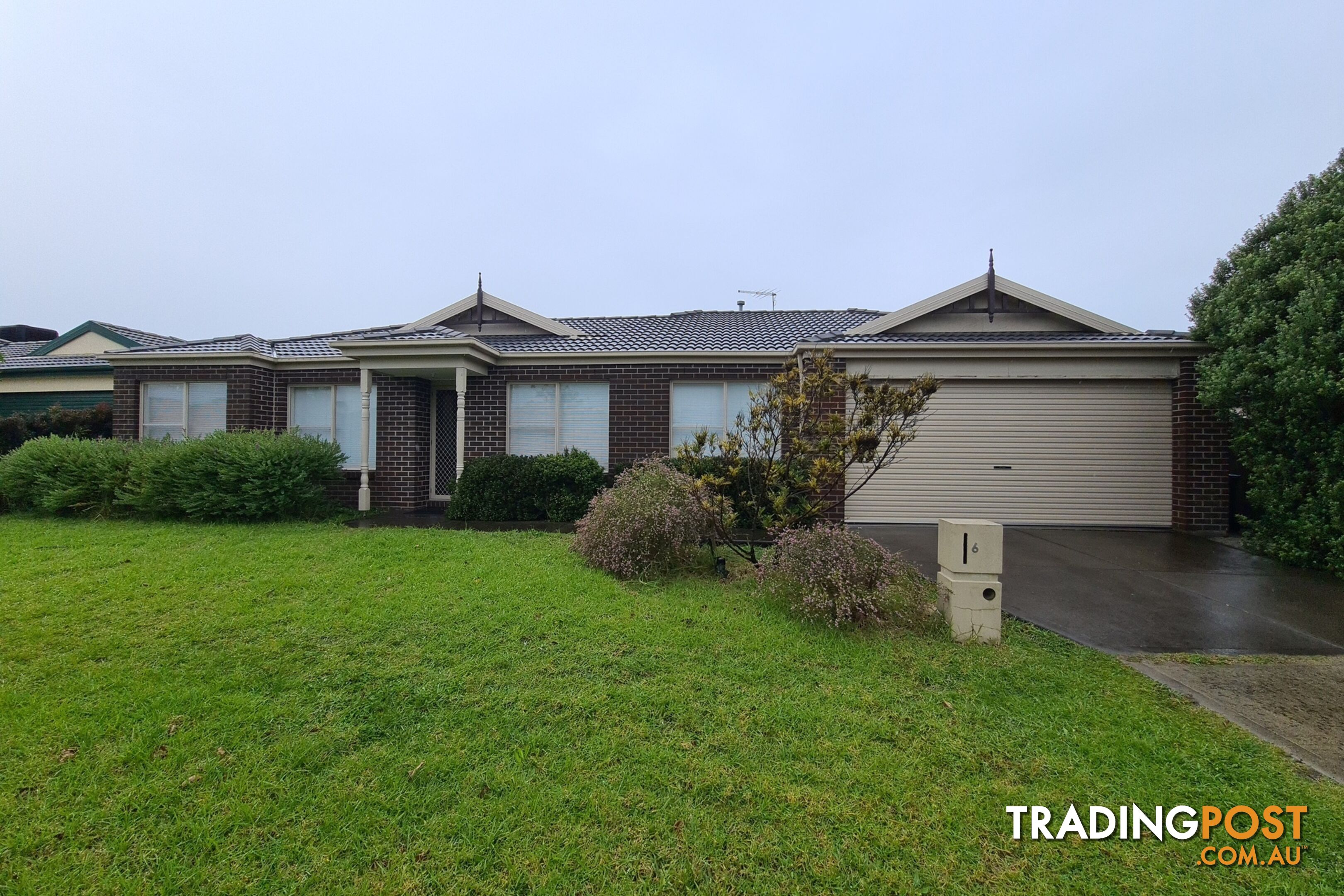 6 Bambi Place PAKENHAM VIC 3810