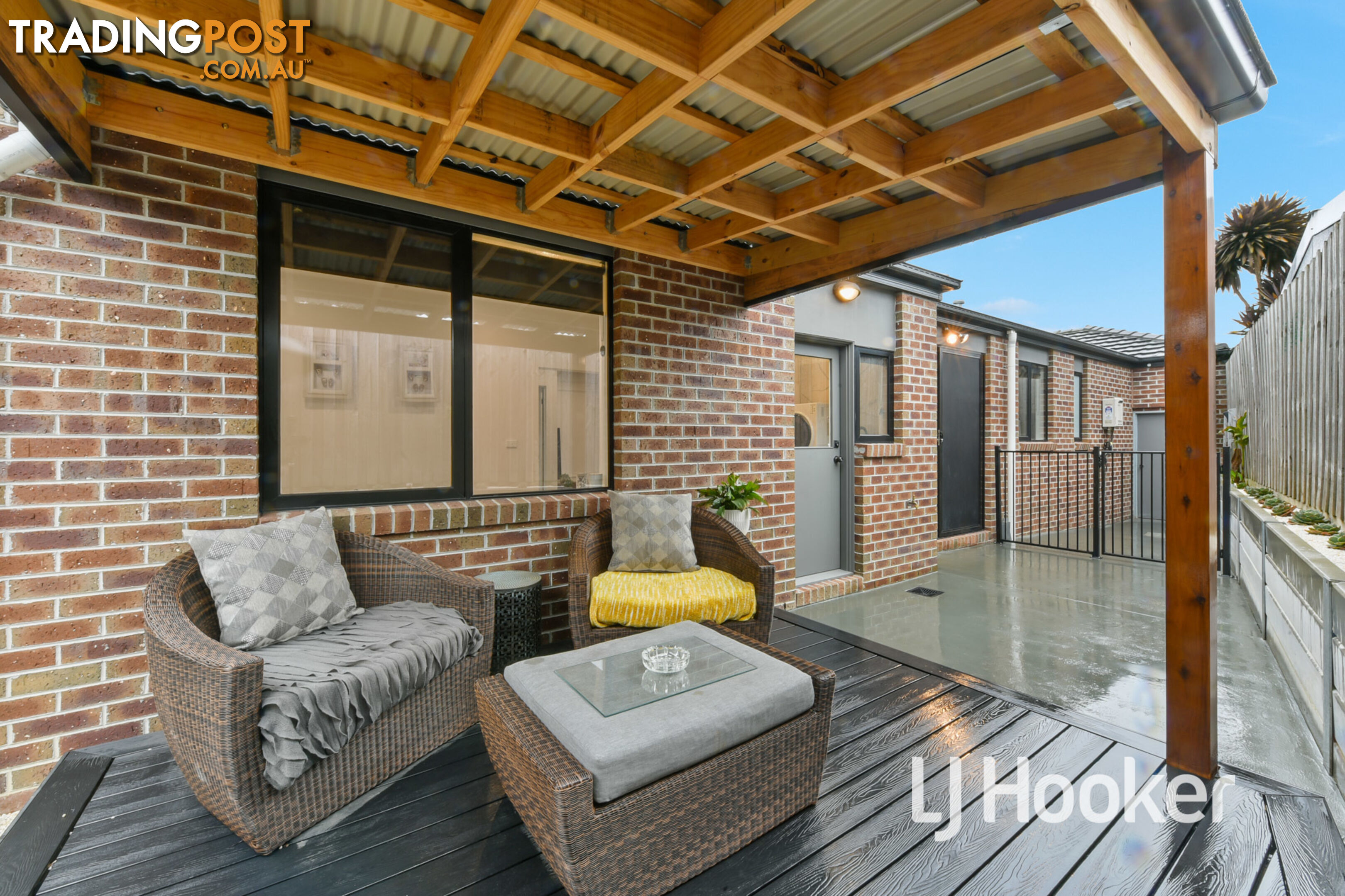 2/117 Oaktree Drive HAMPTON PARK VIC 3976