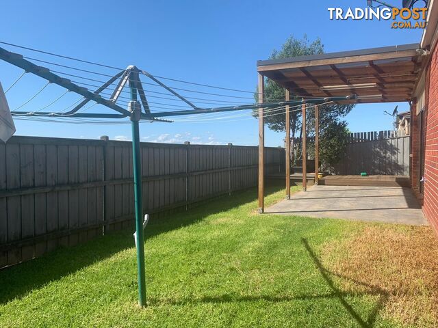 41 Nature Circuit CRANBOURNE NORTH VIC 3977