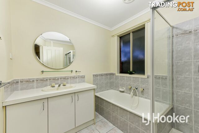 2 Jammon Close HAMPTON PARK VIC 3976