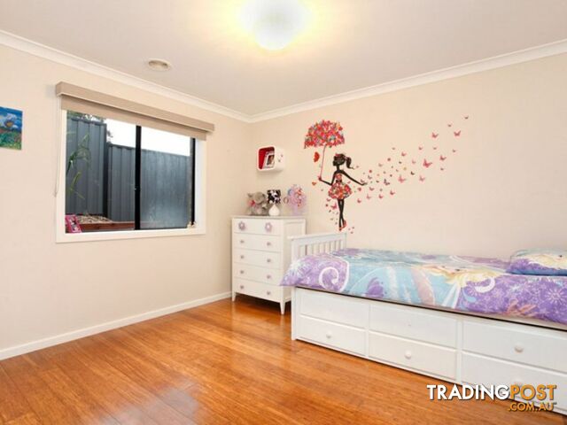 27 Windermere Boulevard PAKENHAM VIC 3810