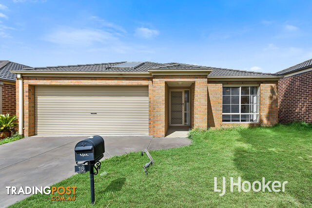 16 Domino Way HAMPTON PARK VIC 3976