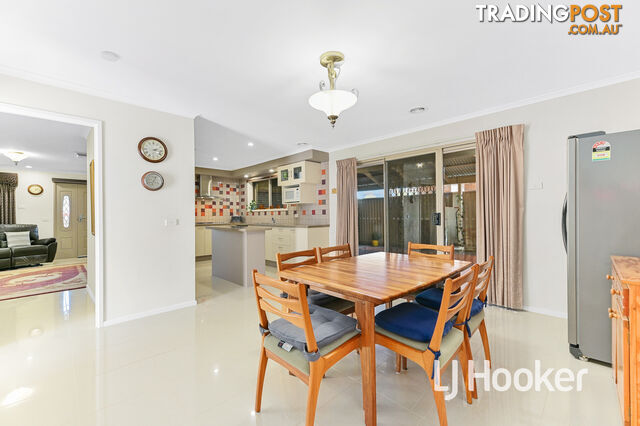 16 Mollisons Hill HAMPTON PARK VIC 3976