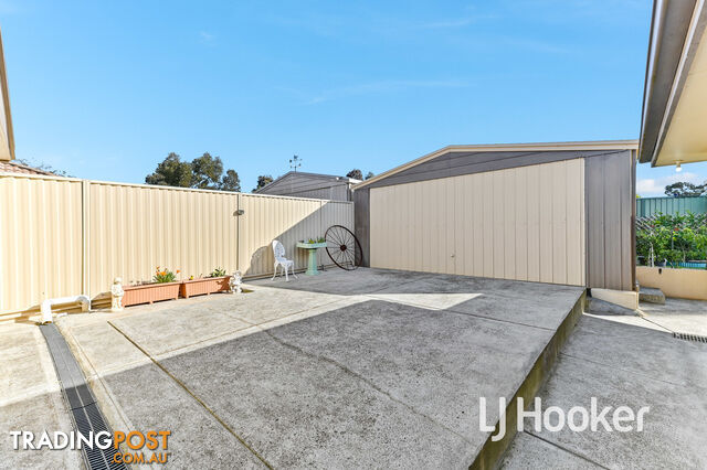 16 Mollisons Hill HAMPTON PARK VIC 3976