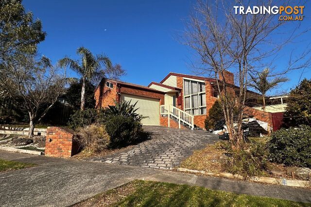 33 Balmain Drive BERWICK VIC 3806