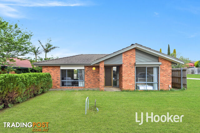 35 Ralph Crescent HAMPTON PARK VIC 3976