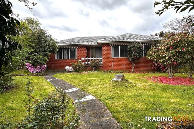 15 Richardson Street NARRE WARREN VIC 3805