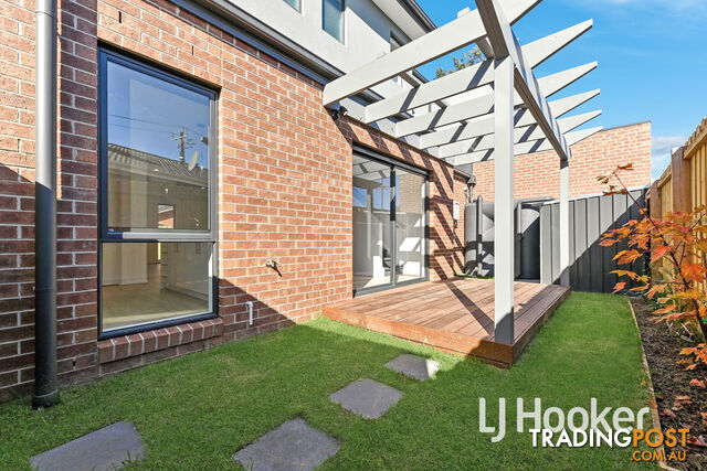 2/45 Highland Avenue HAMPTON PARK VIC 3976