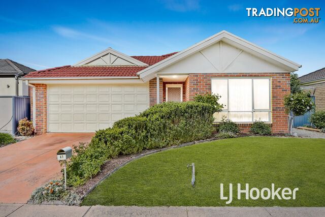 61 The Parkway PAKENHAM VIC 3810