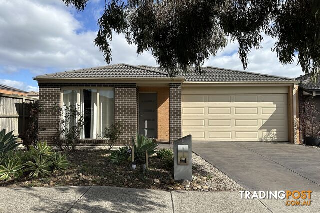 6 Red Poll Road CRANBOURNE WEST VIC 3977