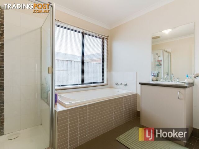 6 Flametree Circuit CRANBOURNE VIC 3977