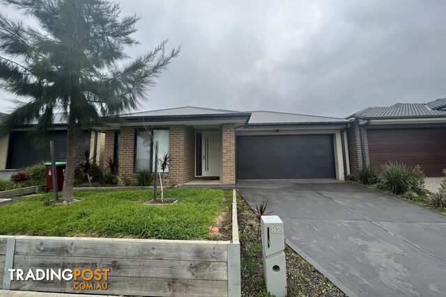 82 Yeungroon Boulevard CLYDE NORTH VIC 3978