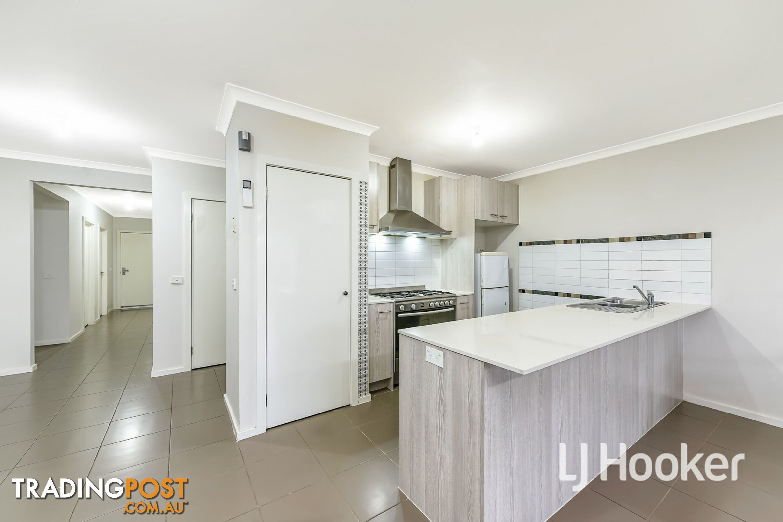 42. Datura Avenue CRANBOURNE NORTH VIC 3977