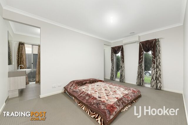 42. Datura Avenue CRANBOURNE NORTH VIC 3977