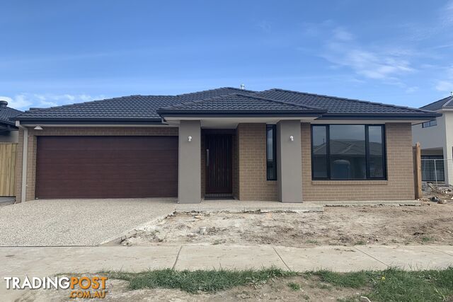 4 Abacot Street CLYDE NORTH VIC 3978