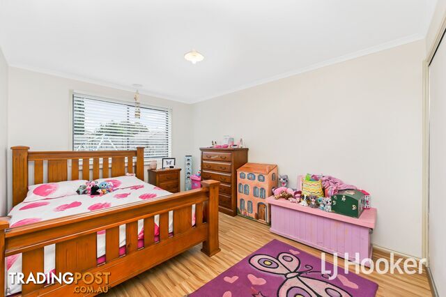 40 Taplan Crescent CRANBOURNE WEST VIC 3977