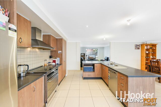 40 Taplan Crescent CRANBOURNE WEST VIC 3977