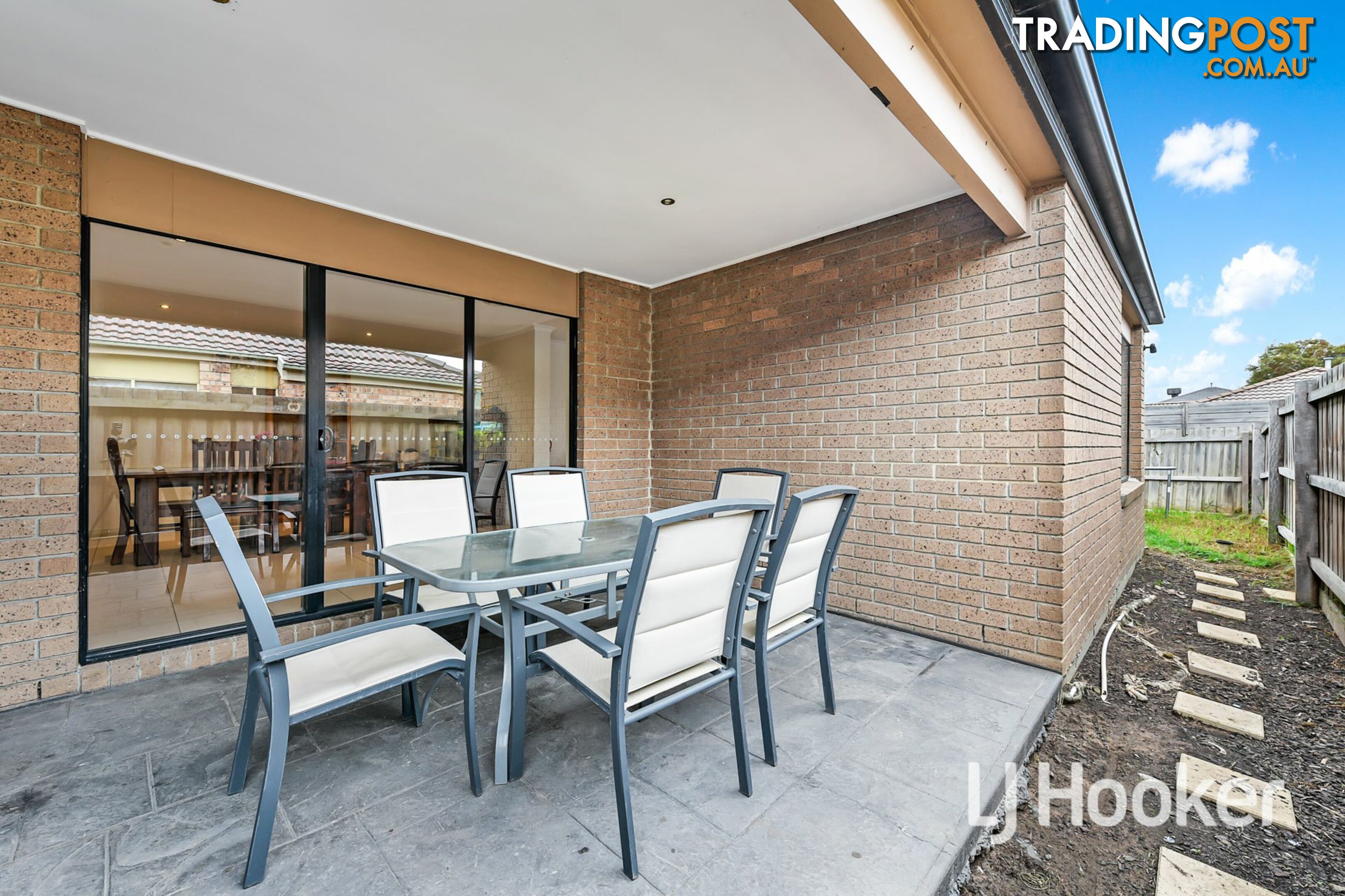 40 Taplan Crescent CRANBOURNE WEST VIC 3977