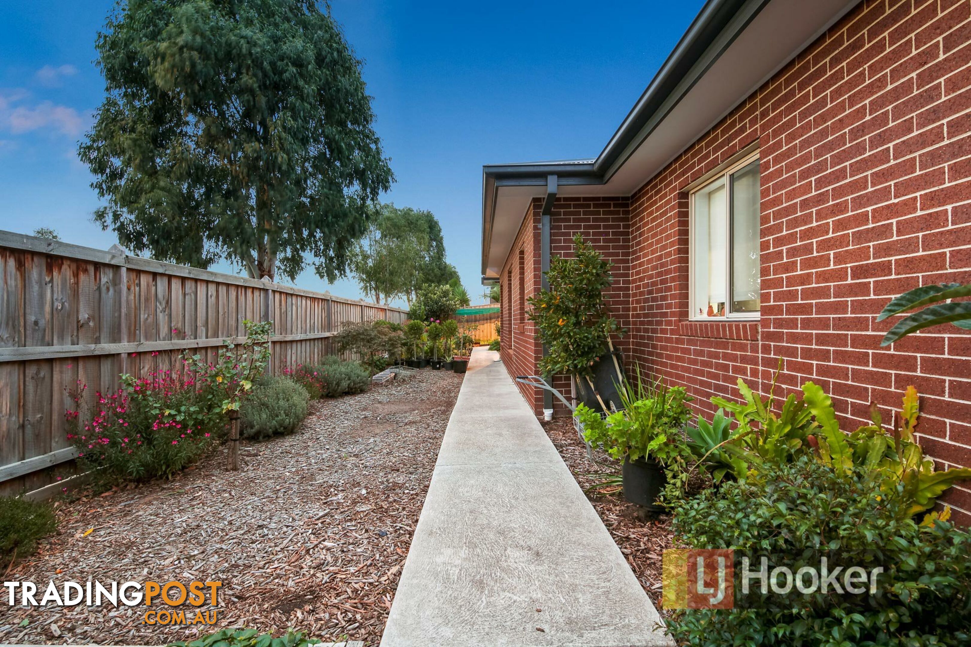 26 Skyline Way BERWICK VIC 3806