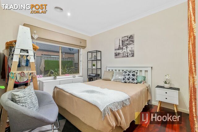 26 Skyline Way BERWICK VIC 3806