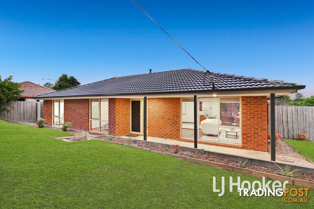 32 Warana Drive HAMPTON PARK VIC 3976