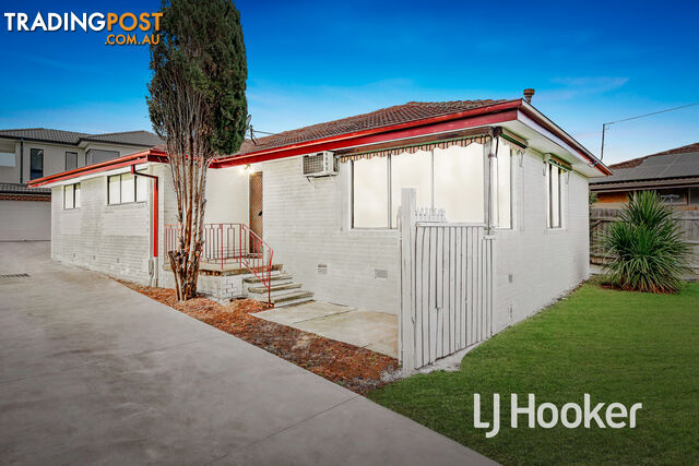 1/18 Mark Court HAMPTON PARK VIC 3976