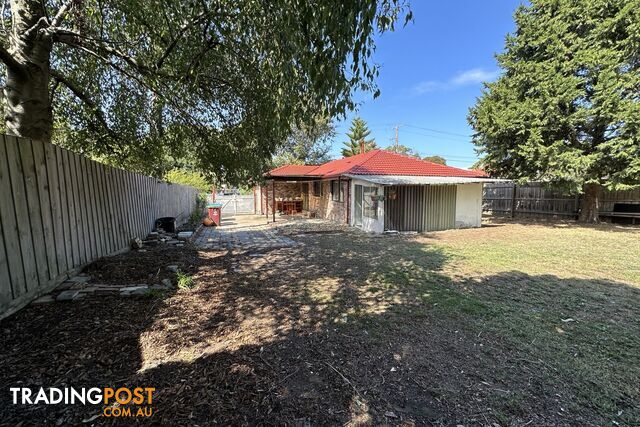 9 Stuart Avenue HAMPTON PARK VIC 3976