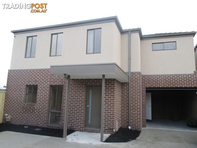 3/12 Stellato Place HAMPTON PARK VIC 3976