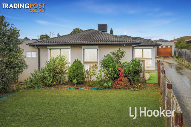 7 Delacombe Drive HAMPTON PARK VIC 3976
